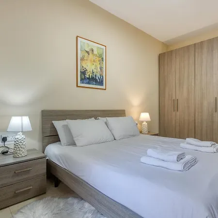 3br With Private Large Terrace In Marsascala Lägenhet Il-Mahsel