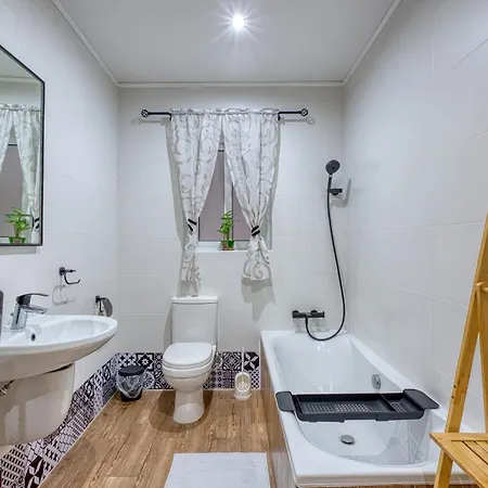 3br With Private Large Terrace In Marsascala