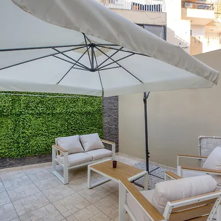 Lägenhet 3br With Private Large Terrace In Marsascala *